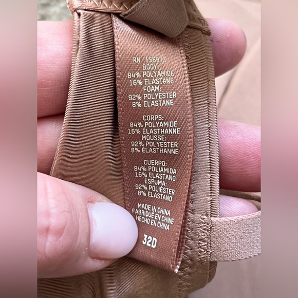 SKIMS Wireless Form Push Up Plunge Bra Sienna 32D NWT - Picture 4 of 5